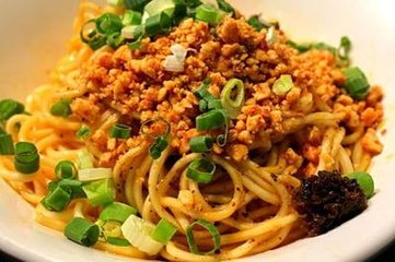 陜西面食好吃的訣竅在這，油潑辣子做的好，面食咋做都好吃！