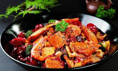 川味麻辣香鍋技術培訓學校,制作過程學員們都能上手操作