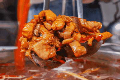 ?兔火鍋技術培訓哪家好？兔鍋底底料的識別和配方