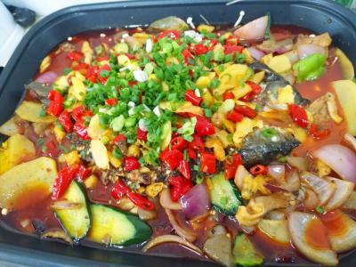 重慶萬(wàn)州烤魚技術(shù)培訓(xùn)哪里好？學(xué)習(xí)正宗烤魚技術(shù)