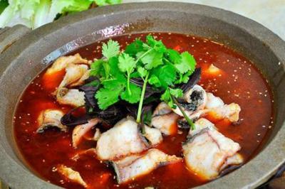 四川石鍋魚技術培訓班哪里便宜？實戰操作練習