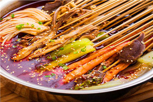 四川冷鍋串串技術做法哪里正宗？操作方式十分靈活