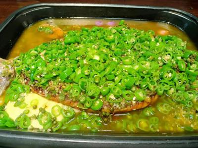 學烤魚技術哪里技術比較好？成都餐飲技術培訓學校