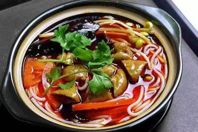 砂鍋米線技術(shù)培訓(xùn)學(xué)校哪里比較好？