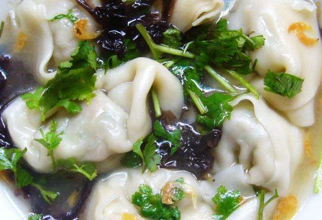 成都學燒烤烤魚哪里有培訓班？成都哪里可以學烤魚技術？