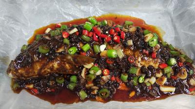 烤魚(yú)培訓(xùn)費(fèi)用多少錢(qián)？正宗烤魚(yú)培訓(xùn)學(xué)校在哪里？